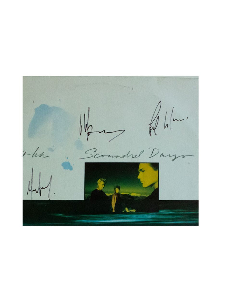 Disco vinyl firmado o autografiado por la banda A-HA álbum "Scoundrel Days"