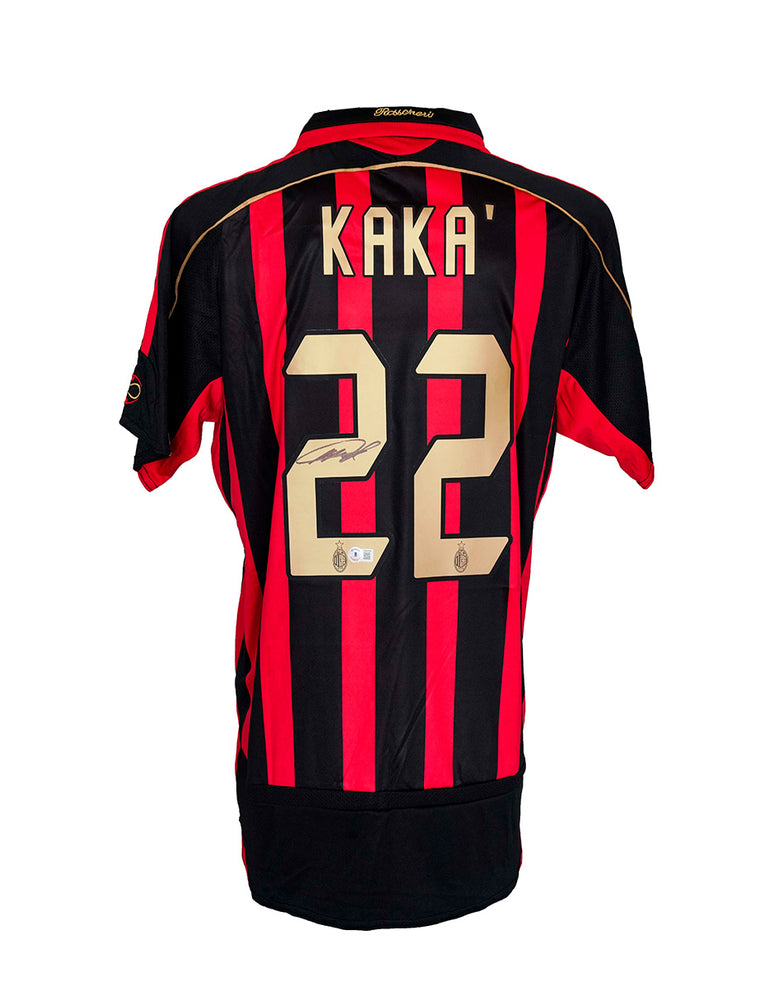 Playera del Milan firmada por Kaká