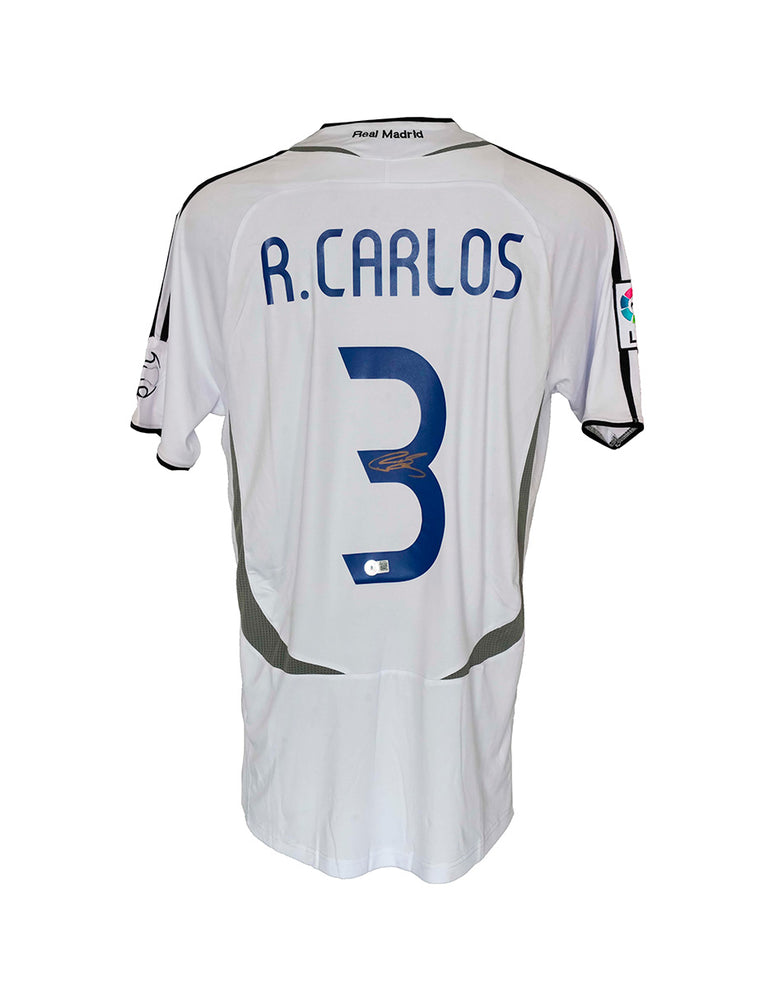 Playera del Real Madrid firmada por Roberto Carlos